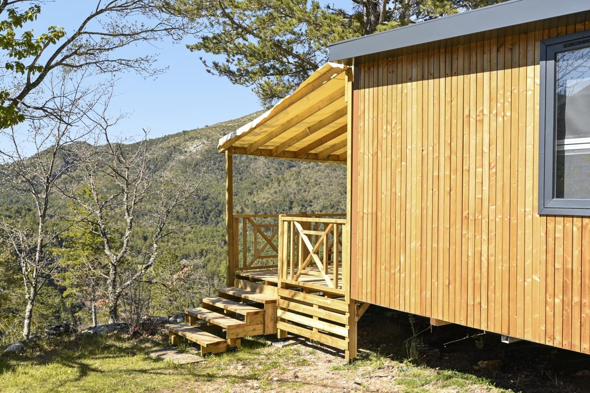 Camping Rcn Les Collines De Castellane Exterior foto