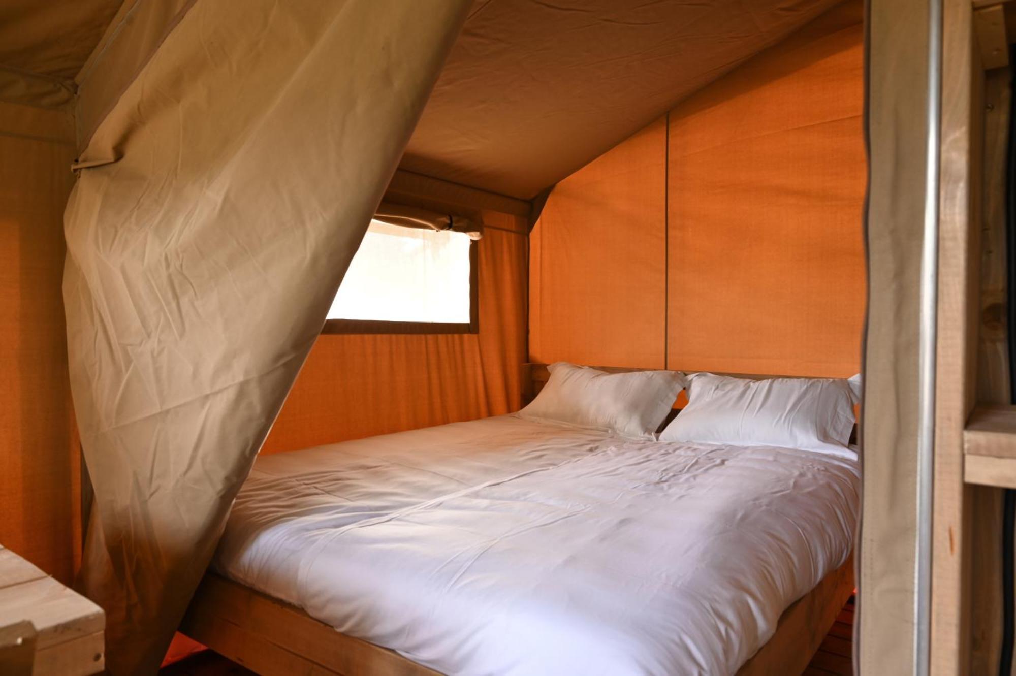 Camping Rcn Les Collines De Castellane Quarto foto