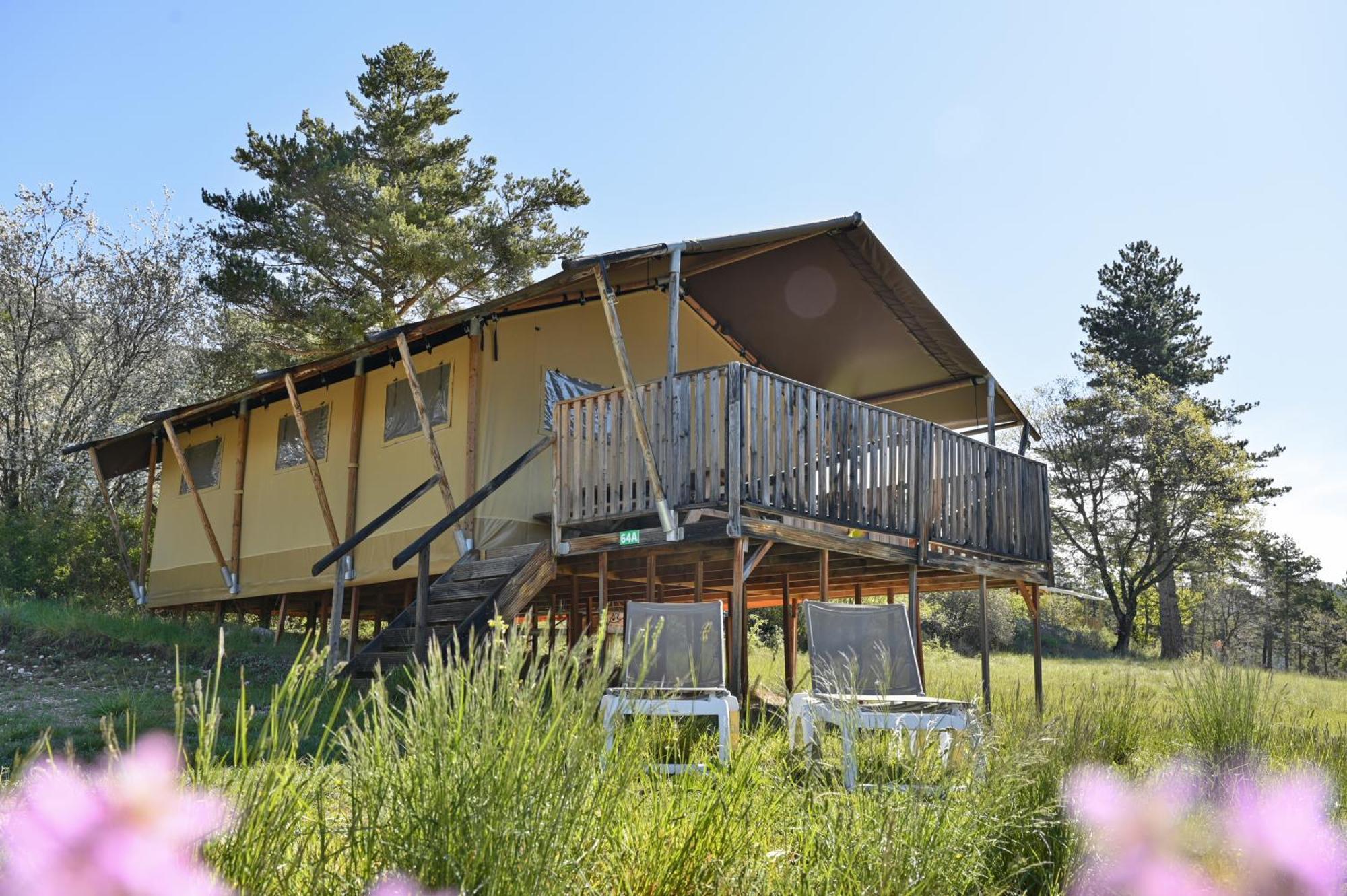 Camping Rcn Les Collines De Castellane Quarto foto